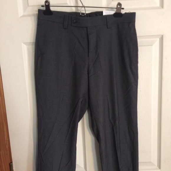 Calvin Klein Men's Dress Pants Stretch Charcoal Grey Men's Size 30/30 New - Picture 1 of 4